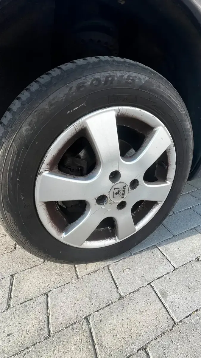 Gebraucht Renault Modus 111 PS (81 kW) 2005 Silber Van / Kleinbus