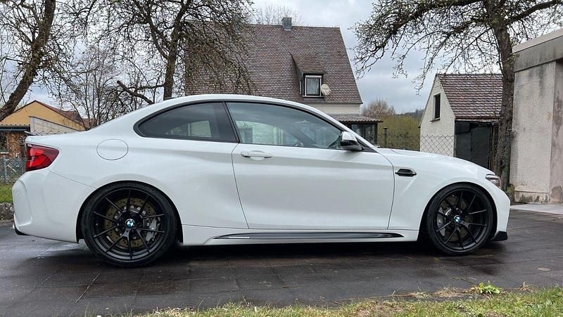 Weiß Gebraucht 2019 BMW M2 Competition Edition Coupé | 53.333 € (Fairer Preis) - Bild 1/4