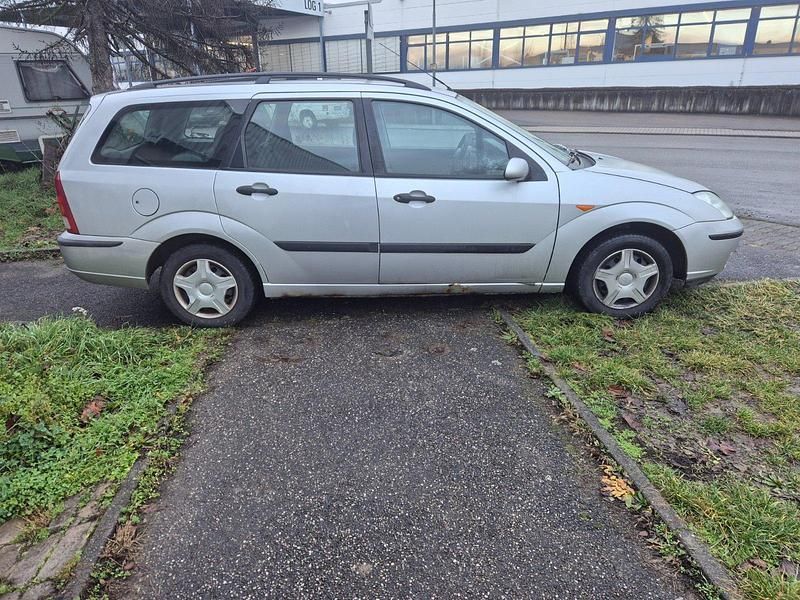 Gebraucht Ford Focus 101 PS (74 kW) 2004 Silber Kombi