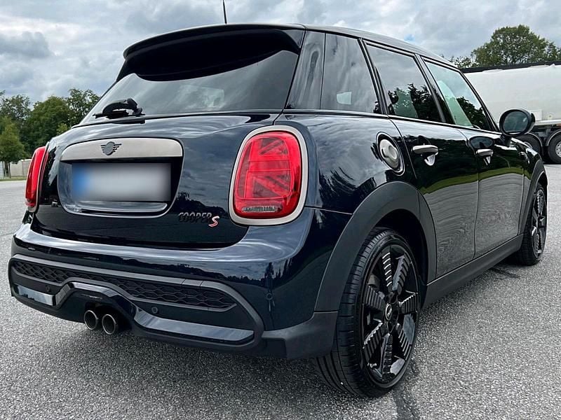Second-hand Mini Cooper S Resolute Edition 178 CP (130 kW) 2023 Albastru Hatchback