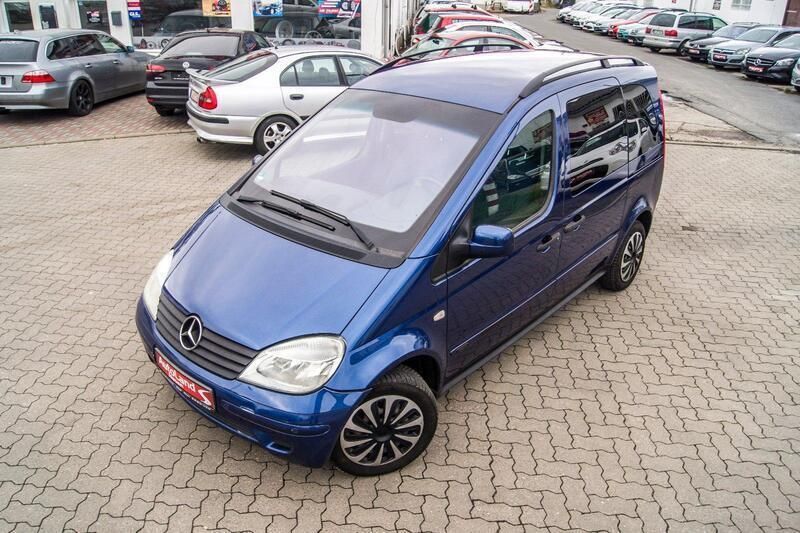 Blau Gebraucht 2005 Mercedes Vaneo Van / Kleinbus | 999 € (Fairer Preis) - Bild 1/4