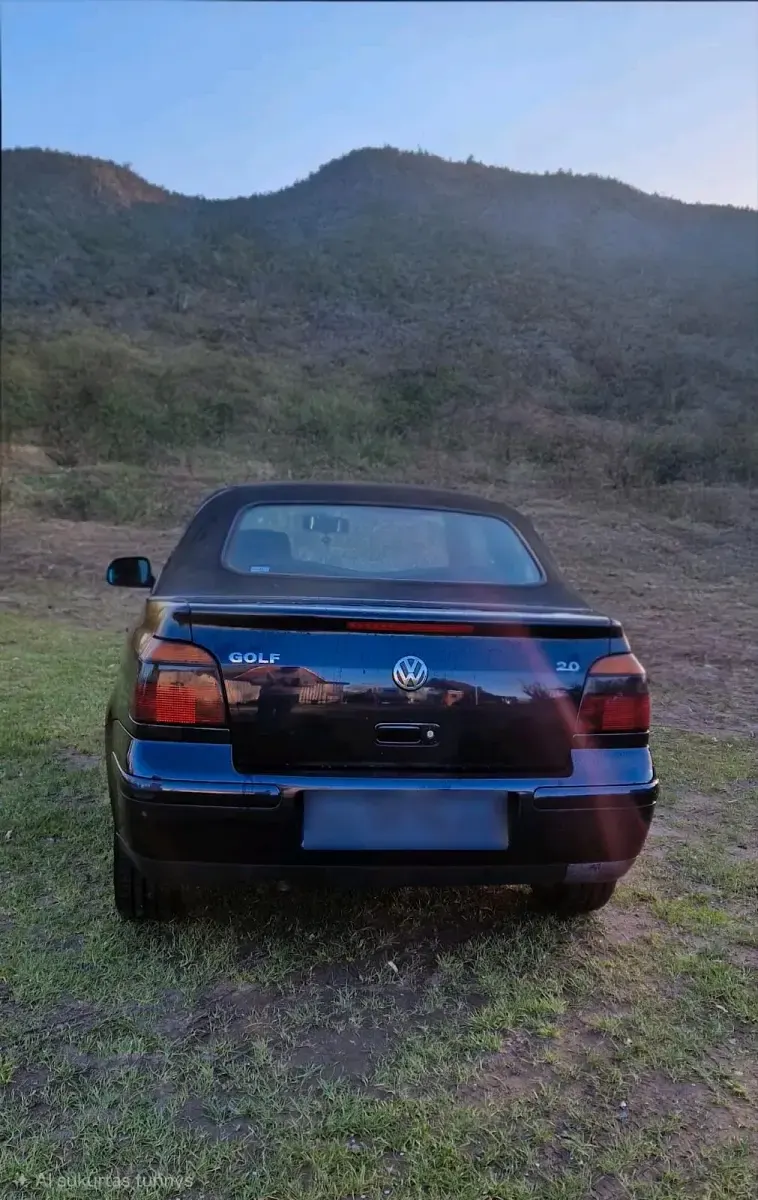 Gebraucht VW Golf 115 PS (84 kW) 2001 Blau Cabrio