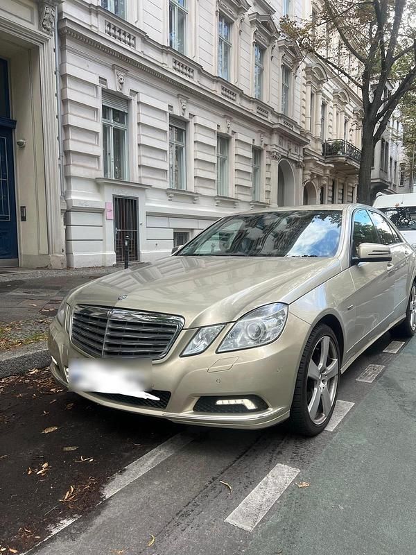 Gebraucht 2009 Mercedes E250 Limousine | 7.900 € (Guter Preis) - Bild 1/4