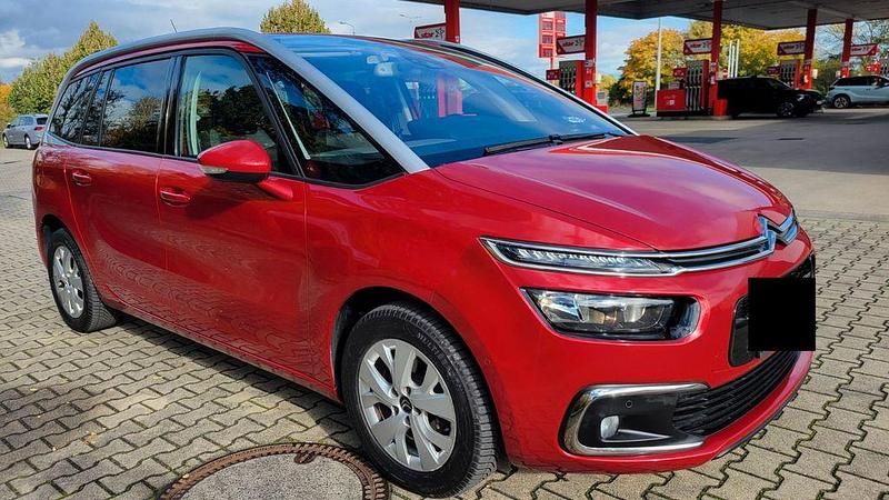 Rot Gebraucht 2017 Citroën Grand C4 Picasso Van / Kleinbus | 9.900 € (Guter Preis) - Bild 1/4