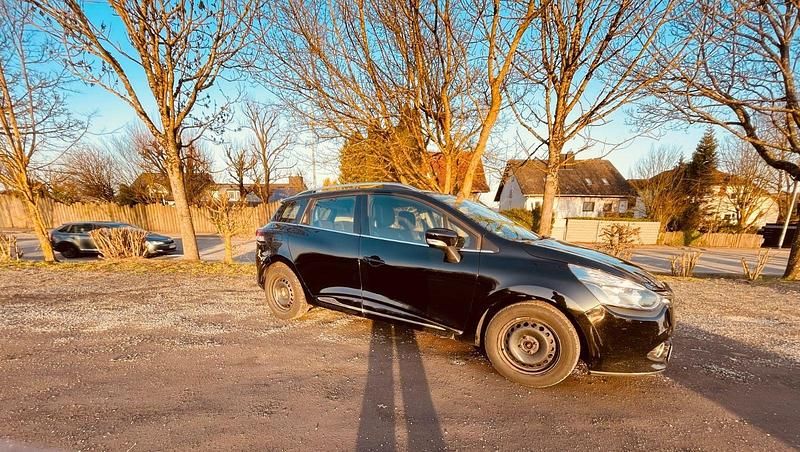 Gebraucht Renault Clio IV Experience 90 PS (66 kW) 2015 Schwarz Kleinwagen