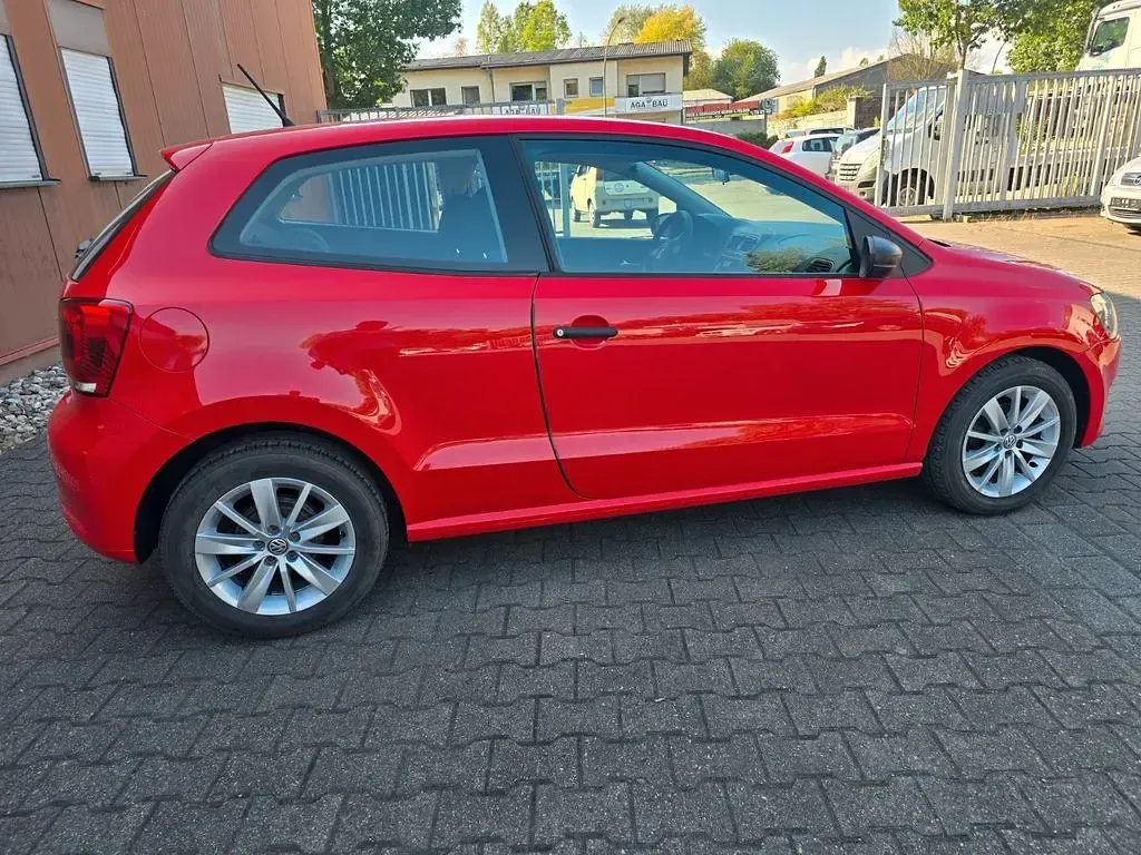 Gebraucht VW Polo Trendline 69 PS (50 kW) 2010 Rot Kleinwagen