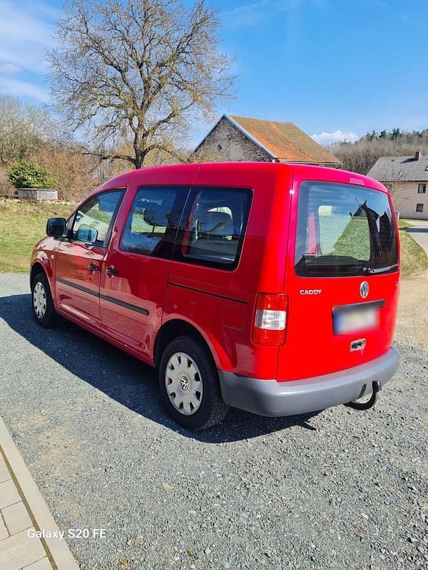Gebraucht VW Caddy Life 80 PS (58 kW) 2009 Rot Van / Kleinbus