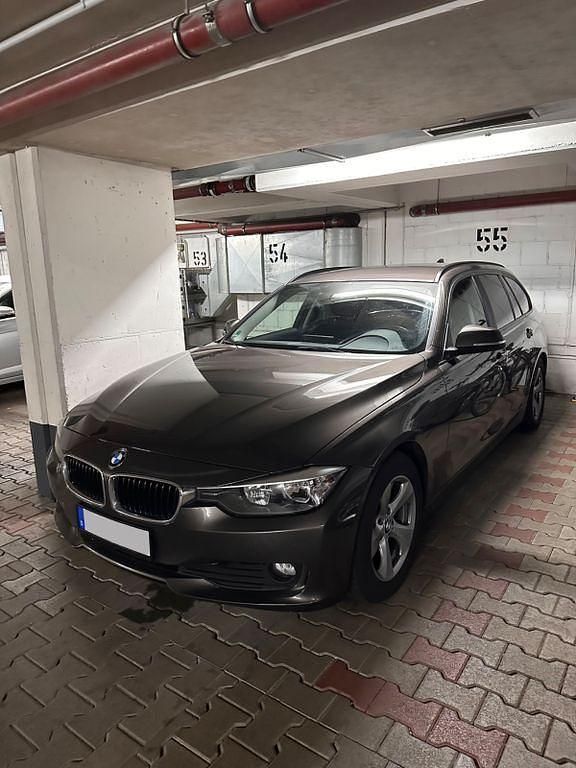 Gebraucht BMW 320 Efficient Dynamics 163 PS (119 kW) 2014 Braun Kombi