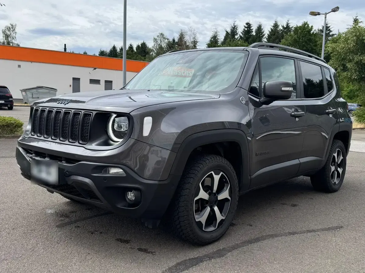 Gebraucht Jeep Renegade Trailhawk 241 PS (177 kW) 2021 Grau SUV