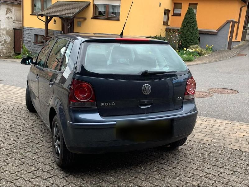 Gebraucht VW Polo 80 PS (58 kW) 2007 Grau Kleinwagen