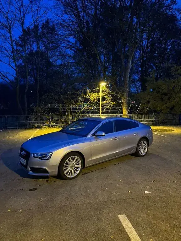 Gebraucht Audi A5 Sportback 136 PS (100 kW) 2016 Silber Kleinwagen