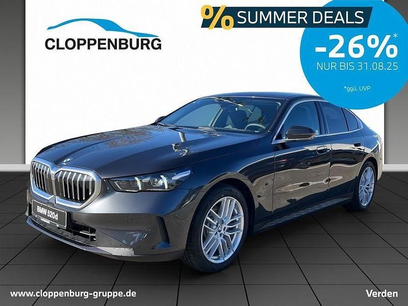 Grau Neu 2025 BMW 520 Sport Line Limousine | 58.420 € (Superpreis) - Bild 1/3