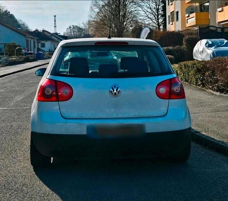 Gebraucht VW Golf V 75 PS (55 kW) 2006 Weiß Kleinwagen