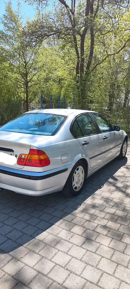 Gebraucht BMW 318 143 PS (105 kW) 2002 Silber Limousine