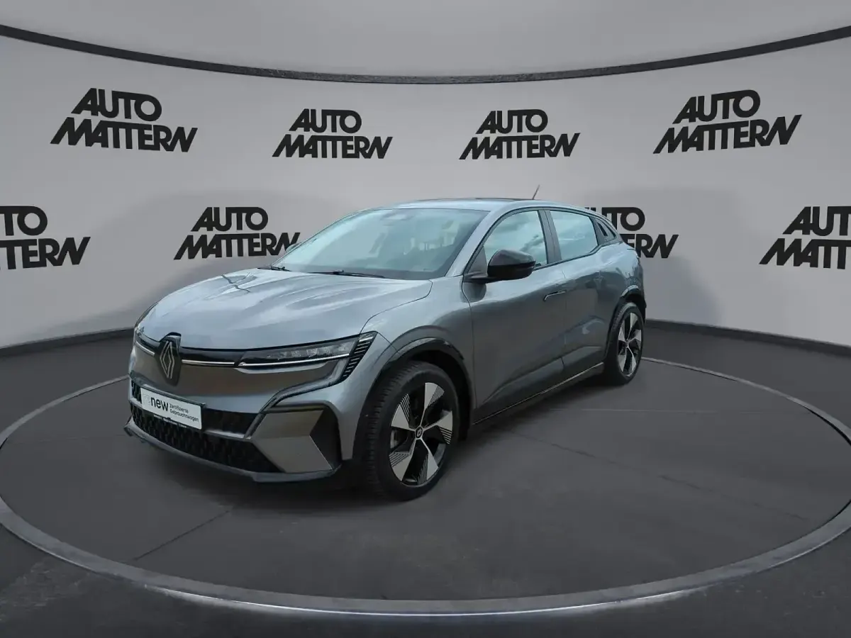 Gebraucht Renault Megane E-Tech Equilibre 160 kW (218 PS) 2022 Grau Limousine