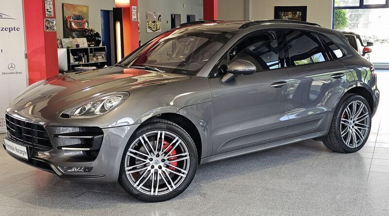 Grau Gebraucht 2014 Porsche Macan SUV | 33.800 € (Teuer) - Bild 1/4