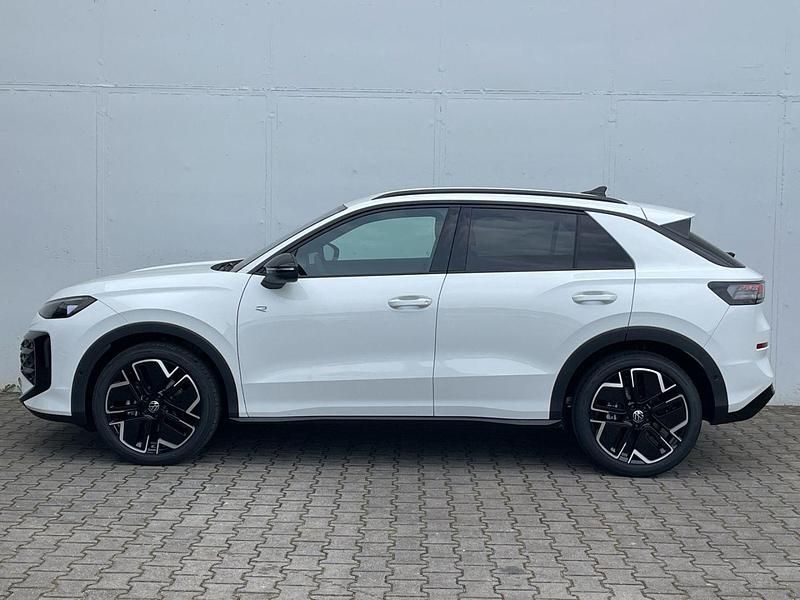 Neu VW T-Roc R-line 150 PS (110 kW) 2026 Pure white SUV