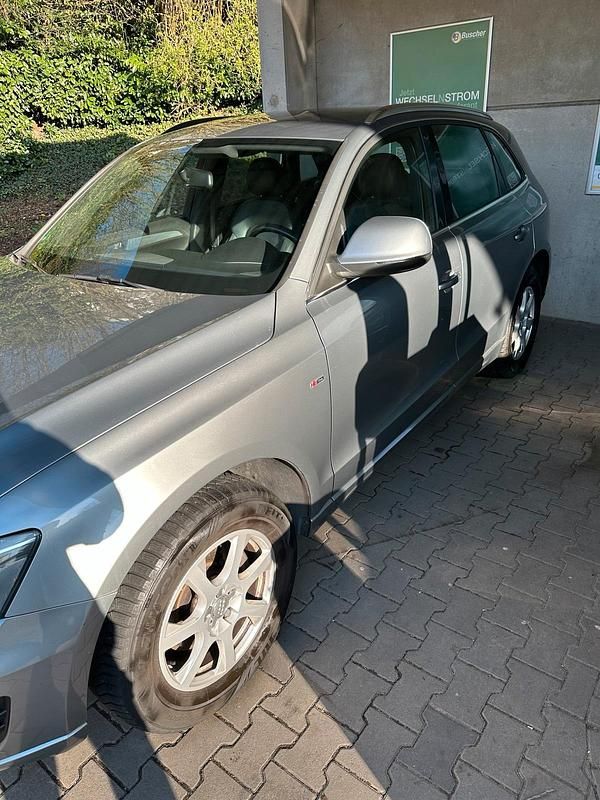 Gebraucht Audi Q5 189 PS (139 kW) 2010 Grau SUV