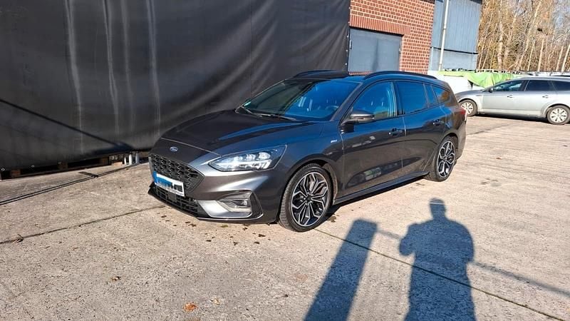 Gebraucht Ford Focus ST-Line 182 PS (133 kW) 2019 Grau Kombi
