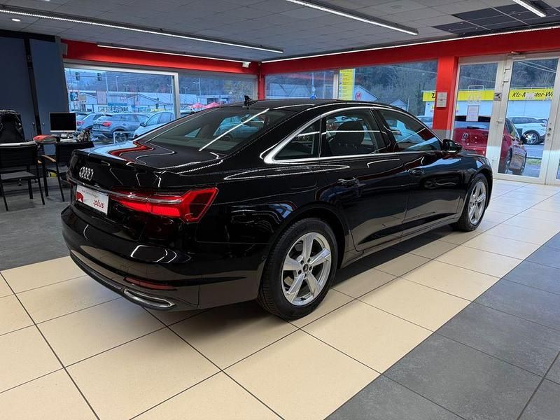 Gebraucht Audi A6 Sport 163 PS (119 kW) 2022 Schwarz Limousine