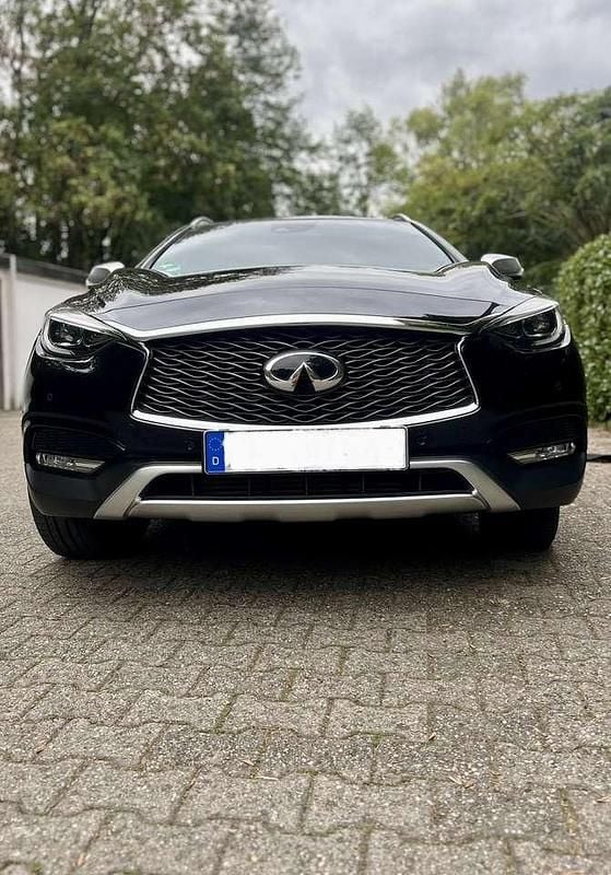 Gebraucht 2018 Infiniti QX30 Luxe SUV | 20.000 € - Bild 1/4