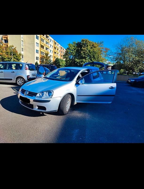 Gebraucht VW Golf 85 PS (62 kW) 2004 Silber Coupé