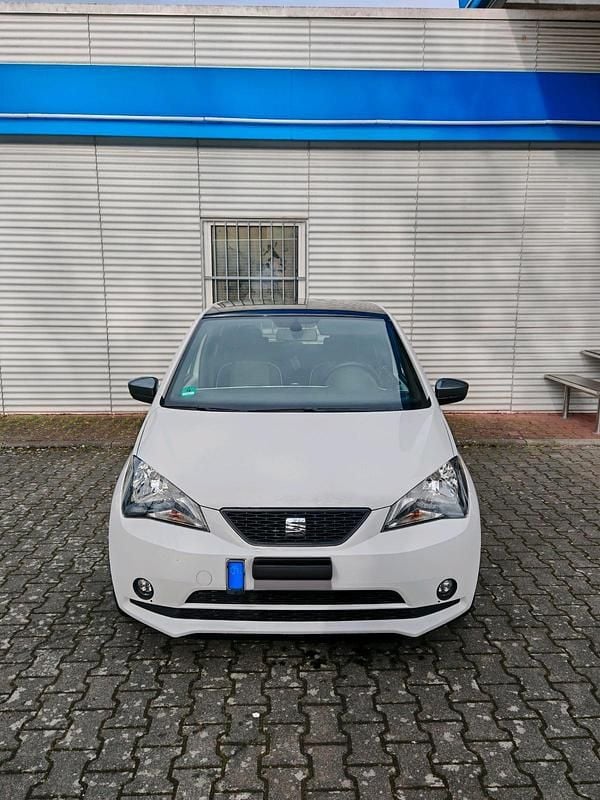 Gebraucht Seat Mii Chic 75 PS (55 kW) 2019 Weiß Kleinwagen