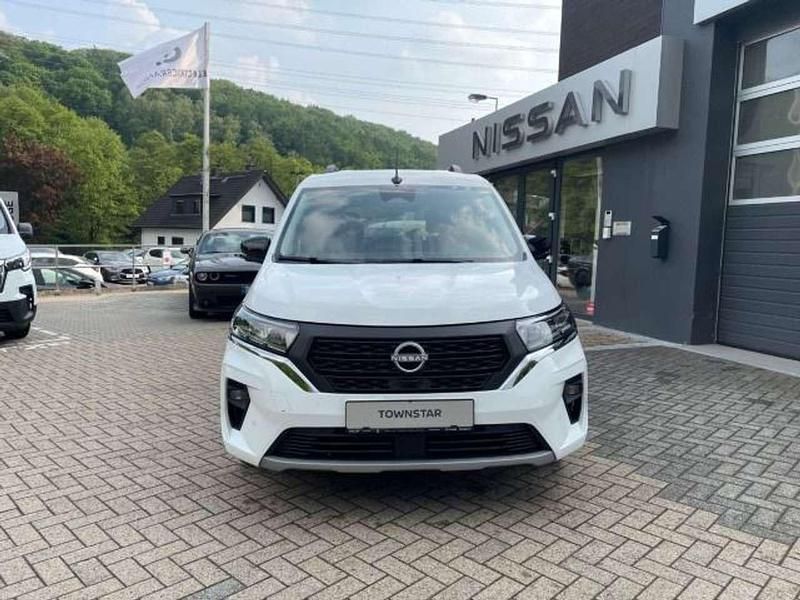 Gebraucht Nissan Townstar Tekna 131 PS (96 kW) 2024 Mineral white Kombi