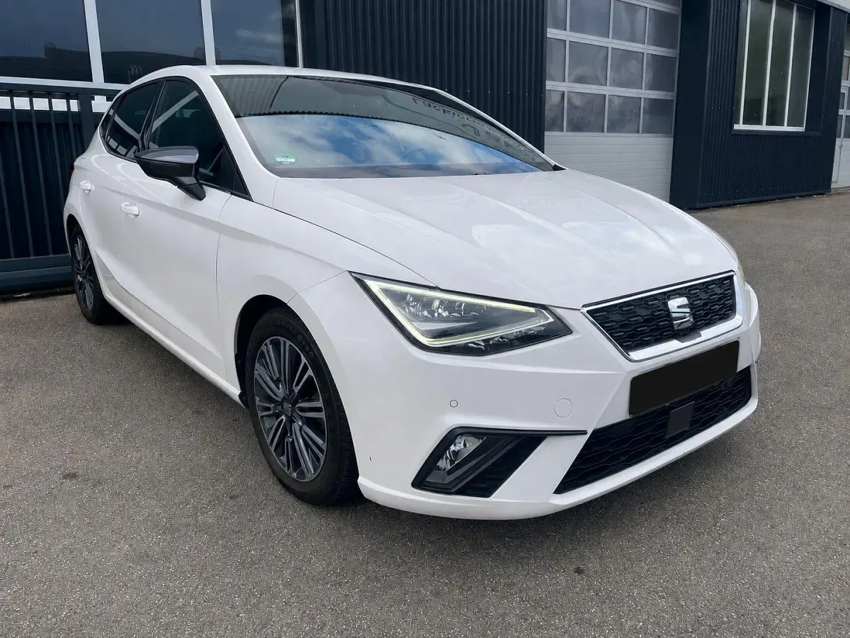 Gebraucht Seat Ibiza XCELLENCE 116 PS (85 kW) 2017 Weiß Limousine