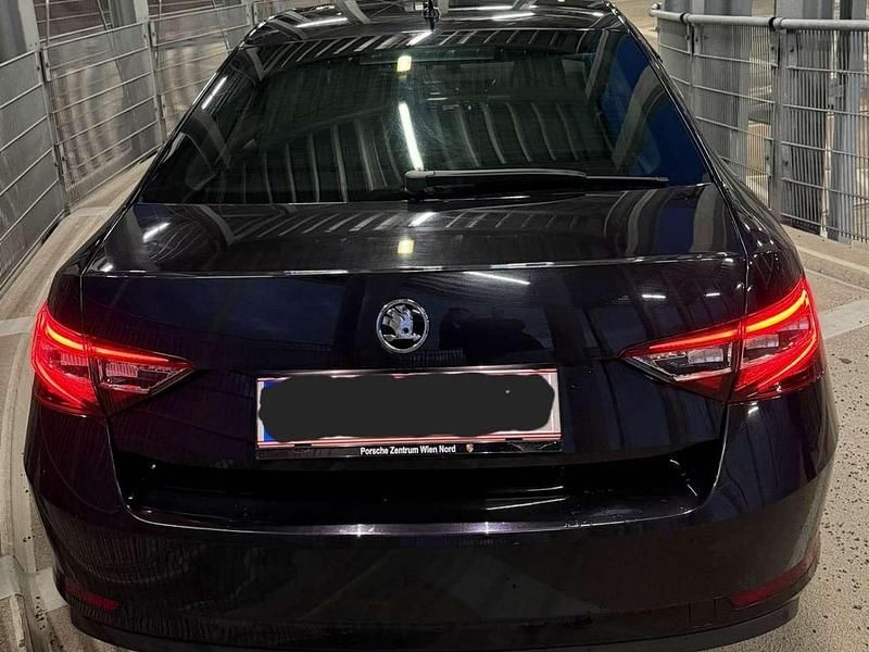 Gebraucht Skoda Superb Style 150 PS (110 kW) 2016 Limousine