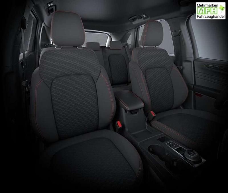 Neu Ford Kuga ST-Line 185 PS (136 kW) 2026 Bursting green SUV