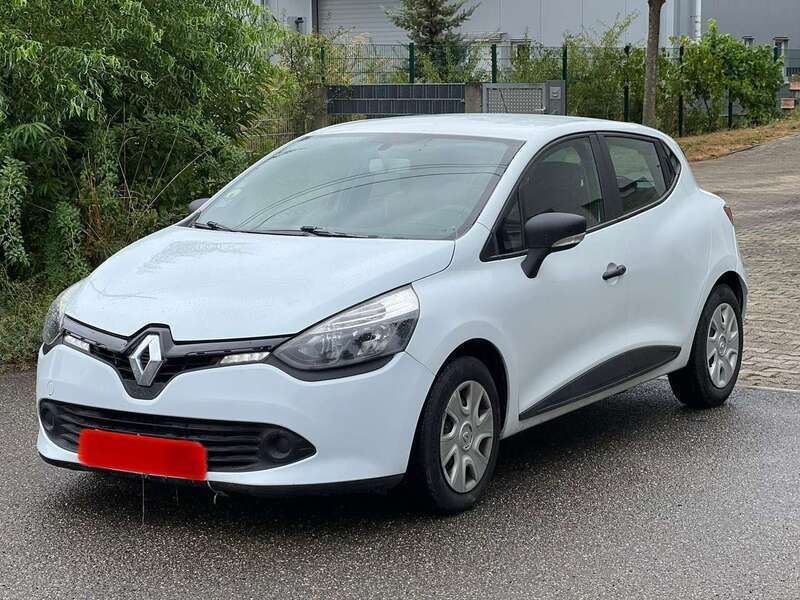 Weiß Gebraucht 2013 Renault Clio IV Limousine | 6.100 € (Fairer Preis) - Bild 1/4