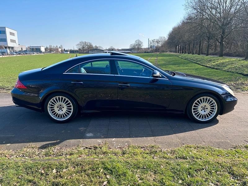 Gebraucht Mercedes CLS350 271 PS (199 kW) 2005 Blau Limousine