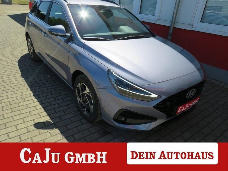 Blau Neu 2025 Hyundai i30 Style Limousine | 25.995 € (Guter Preis) - Bild 1/4