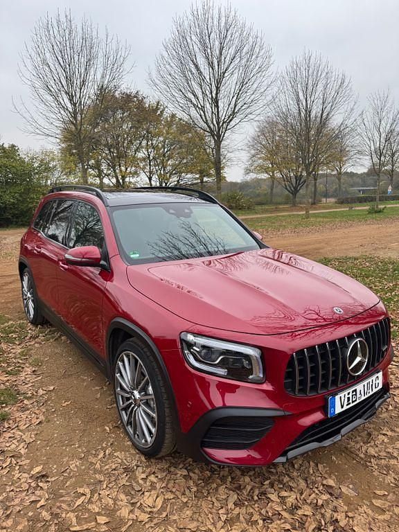 Gebraucht Mercedes GLB35 AMG 306 PS (225 kW) 2021 Rot SUV