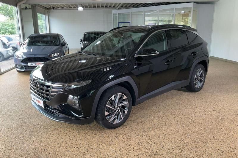 Schwarz Gebraucht 2021 Hyundai Tucson Trend SUV | 25.940 € (Guter Preis) - Bild 1/3