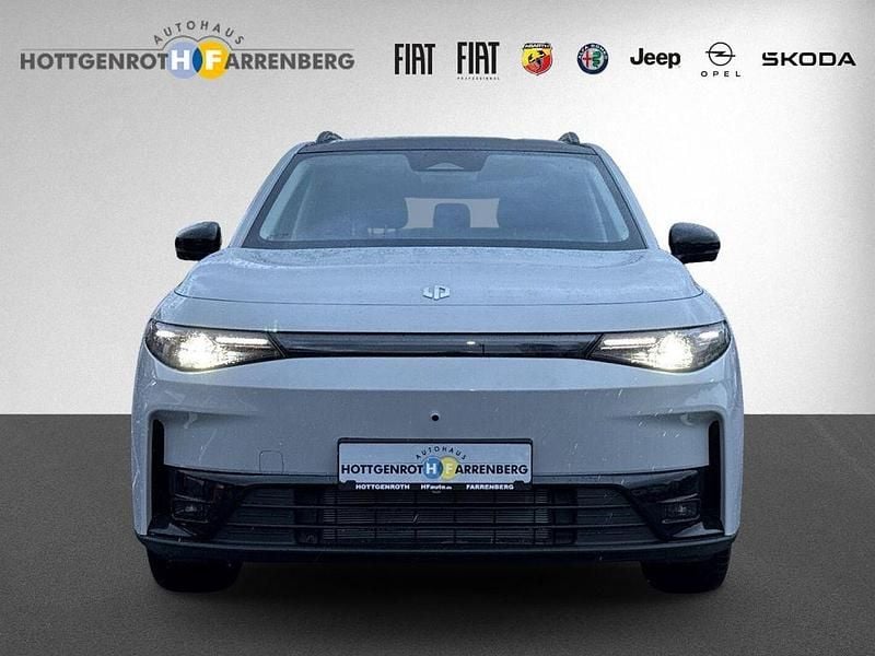 Neu Leapmotor C10 215 PS (158 kW) 2026 Grau SUV