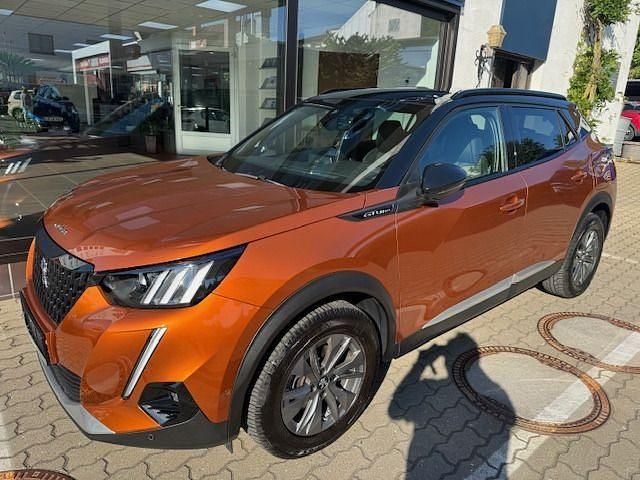 Lackierung orange fusion/typ a Gebraucht 2021 Peugeot 2008 Allure GT-Line SUV | 18.475 € (Fairer Preis) - Bild 1/4