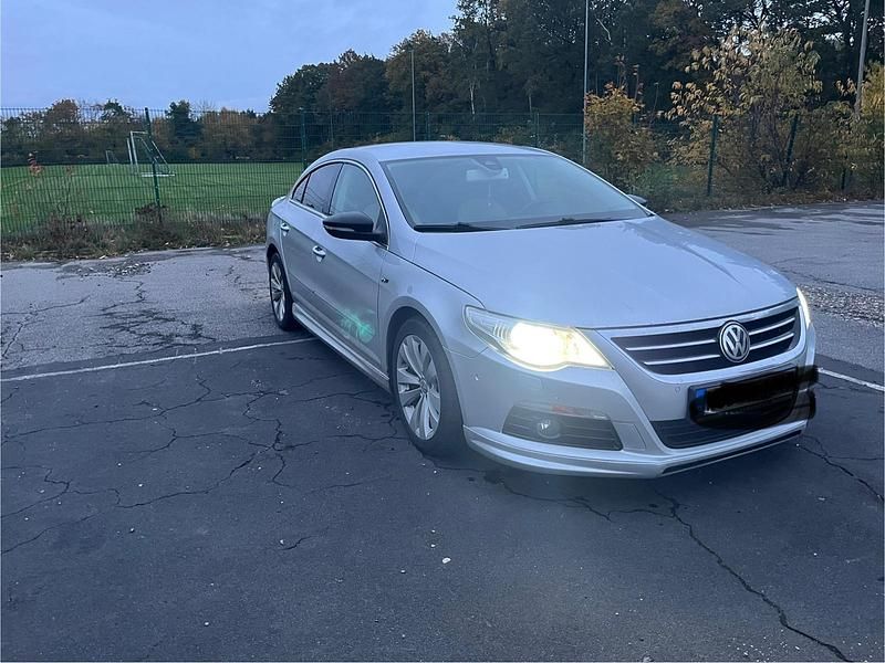 Grau Gebraucht 2008 VW CC Limousine | 6.250 € (Fairer Preis) - Bild 1/4