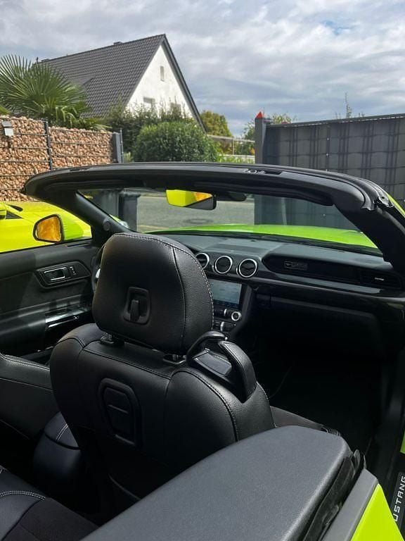 Gebraucht Ford Mustang 450 PS (330 kW) 2020 Grün Cabrio