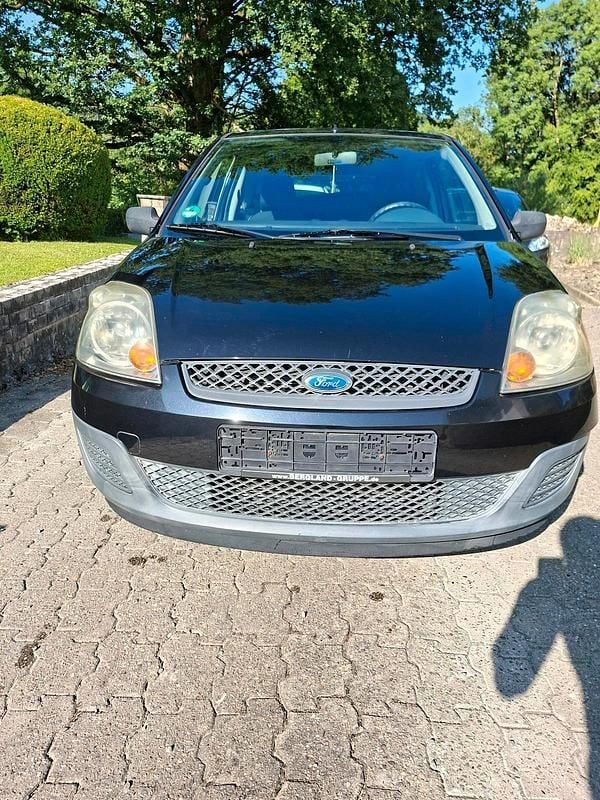 Schwarz Gebraucht 2007 Ford Fiesta Kleinwagen | 800 € (Superpreis) - Bild 1/4