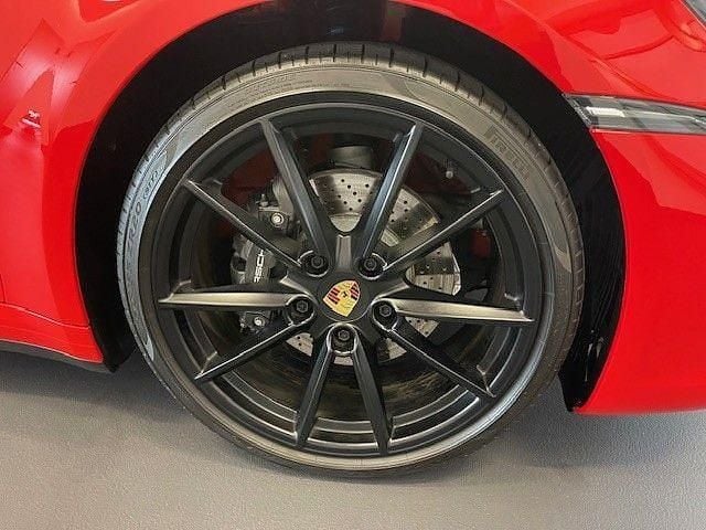 Gebraucht Porsche 911 Carrera 385 PS (283 kW) 2023 Rot Coupé