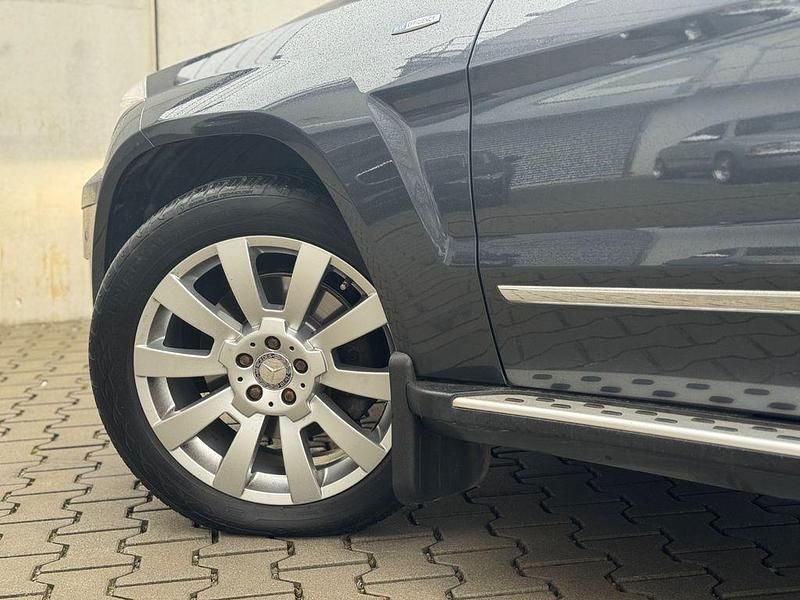 Gebraucht Mercedes GLK250 204 PS (150 kW) 2010 Grau SUV