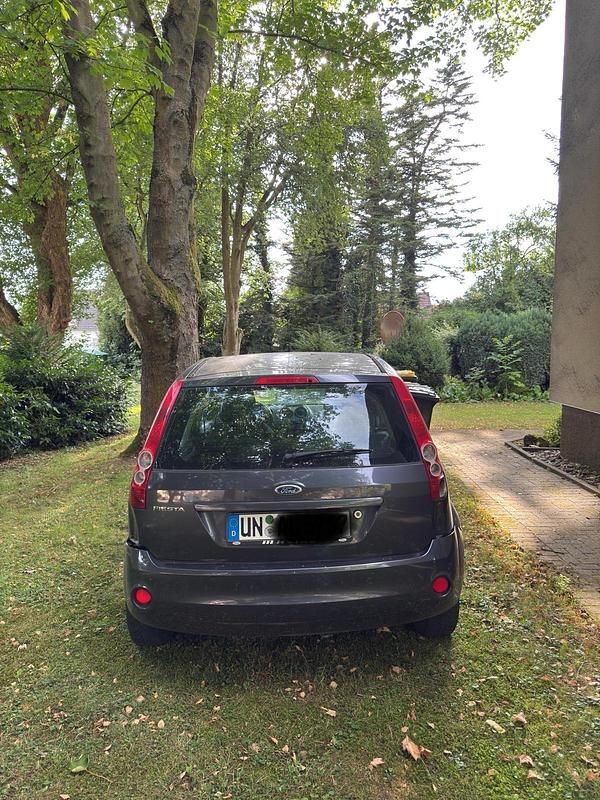 Andere farben Gebraucht 2008 Ford Fiesta Kleinwagen | 600 € (Superpreis) - Bild 1/4