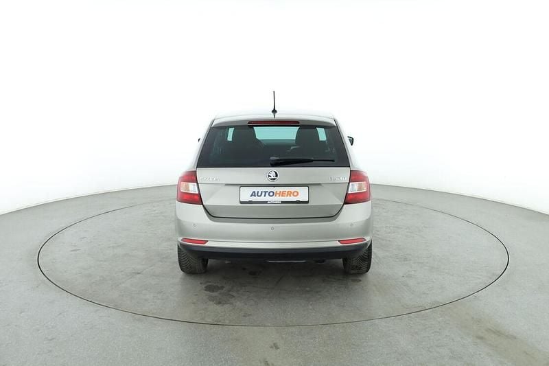 Gebraucht Skoda Rapid Drive 110 PS (80 kW) 2017 Gelb Limousine