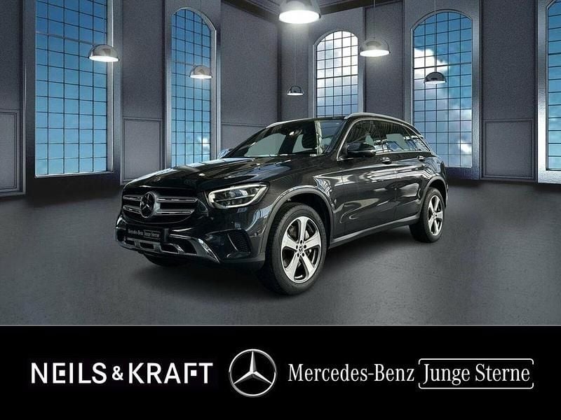 Grau Gebraucht 2021 Mercedes GLC400d AMG SUV | 45.970 € (Fairer Preis) - Bild 1/4