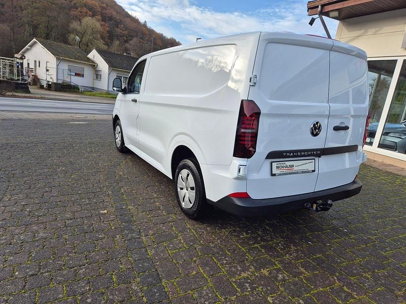 Gebraucht VW T7 150 PS (110 kW) 2025 Weiß Van