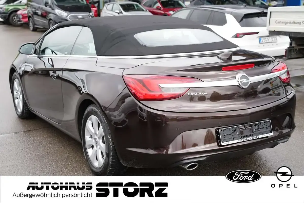 Gebraucht Opel Cascada Active 140 PS (102 kW) 2017 Braun Cabrio