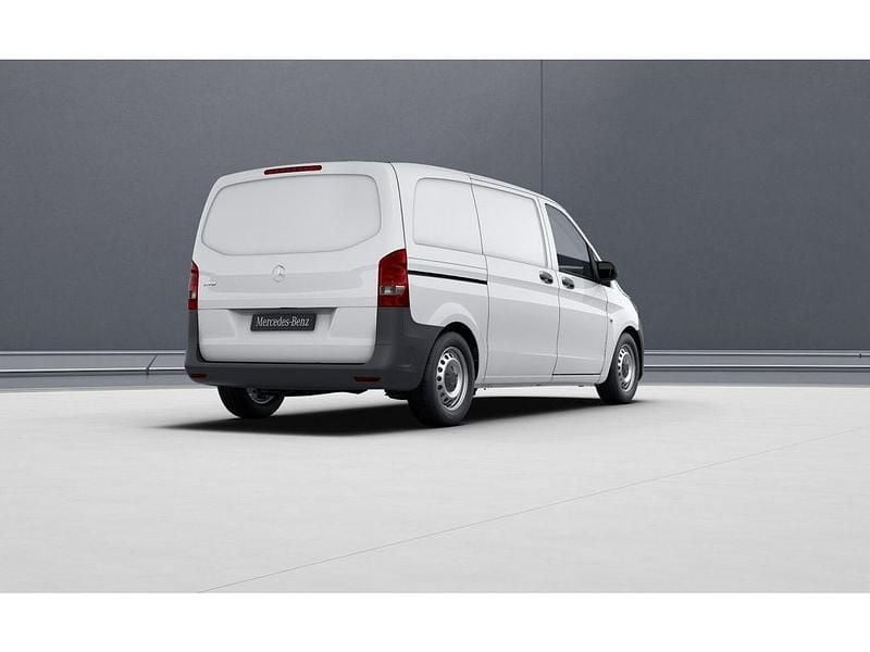 Gebraucht Mercedes Vito 114 PS (83 kW) 2019 Weiß Van