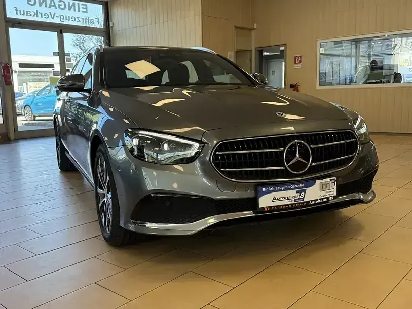 Gebraucht Mercedes E300 306 PS (225 kW) 2021 Silber Kombi
